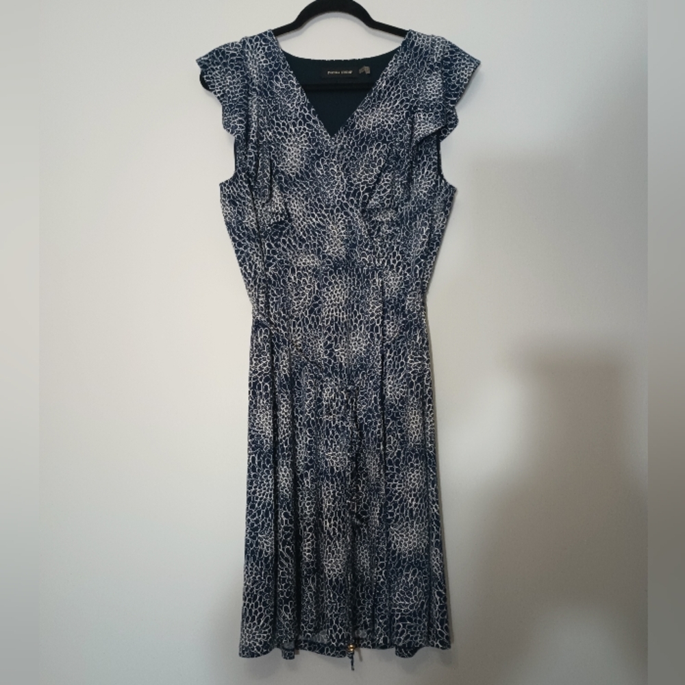 Ivanka Trump Navy and White Dress L